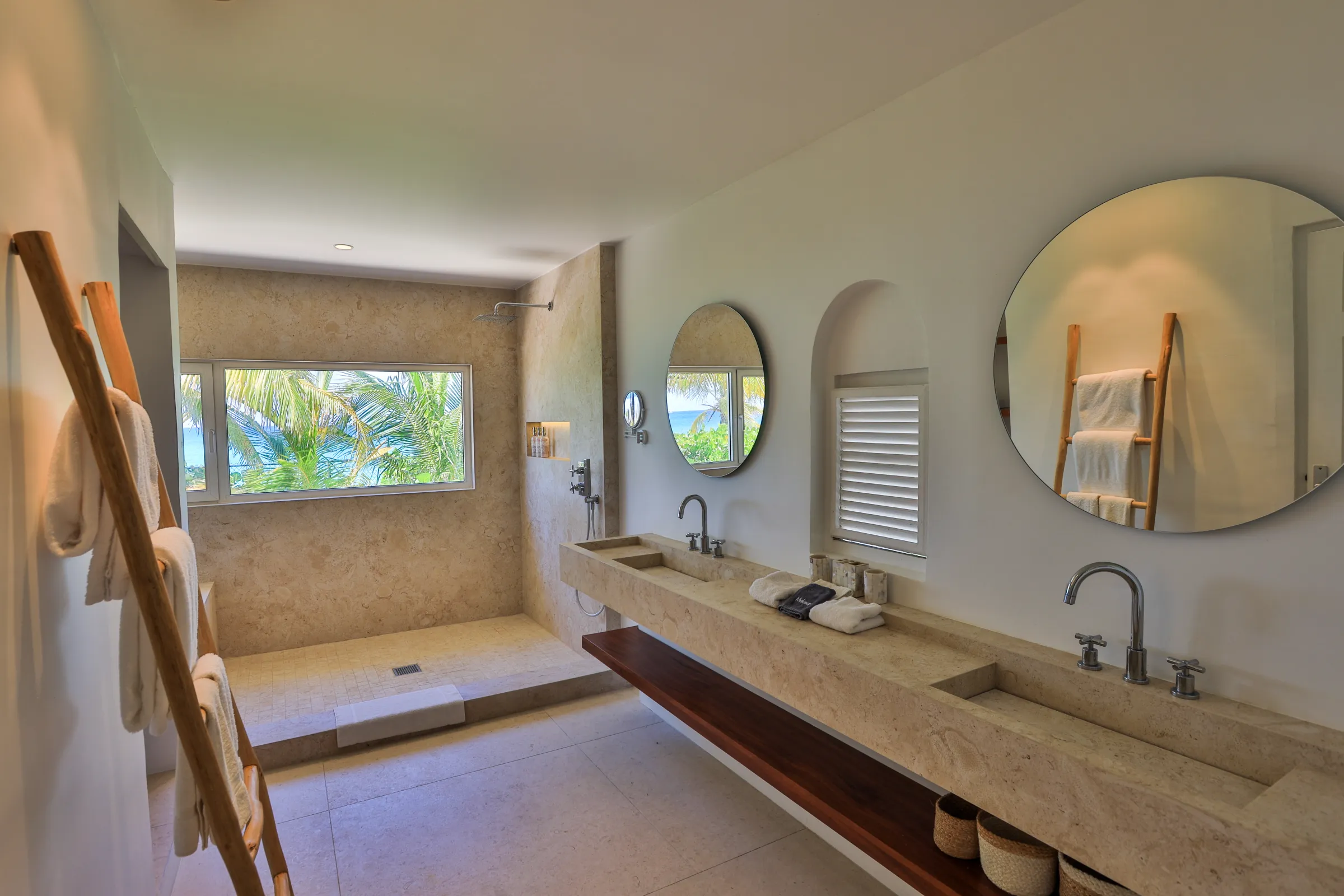 Villa Riviera - Gallery image 41 of luxury villa in Sint Maarten