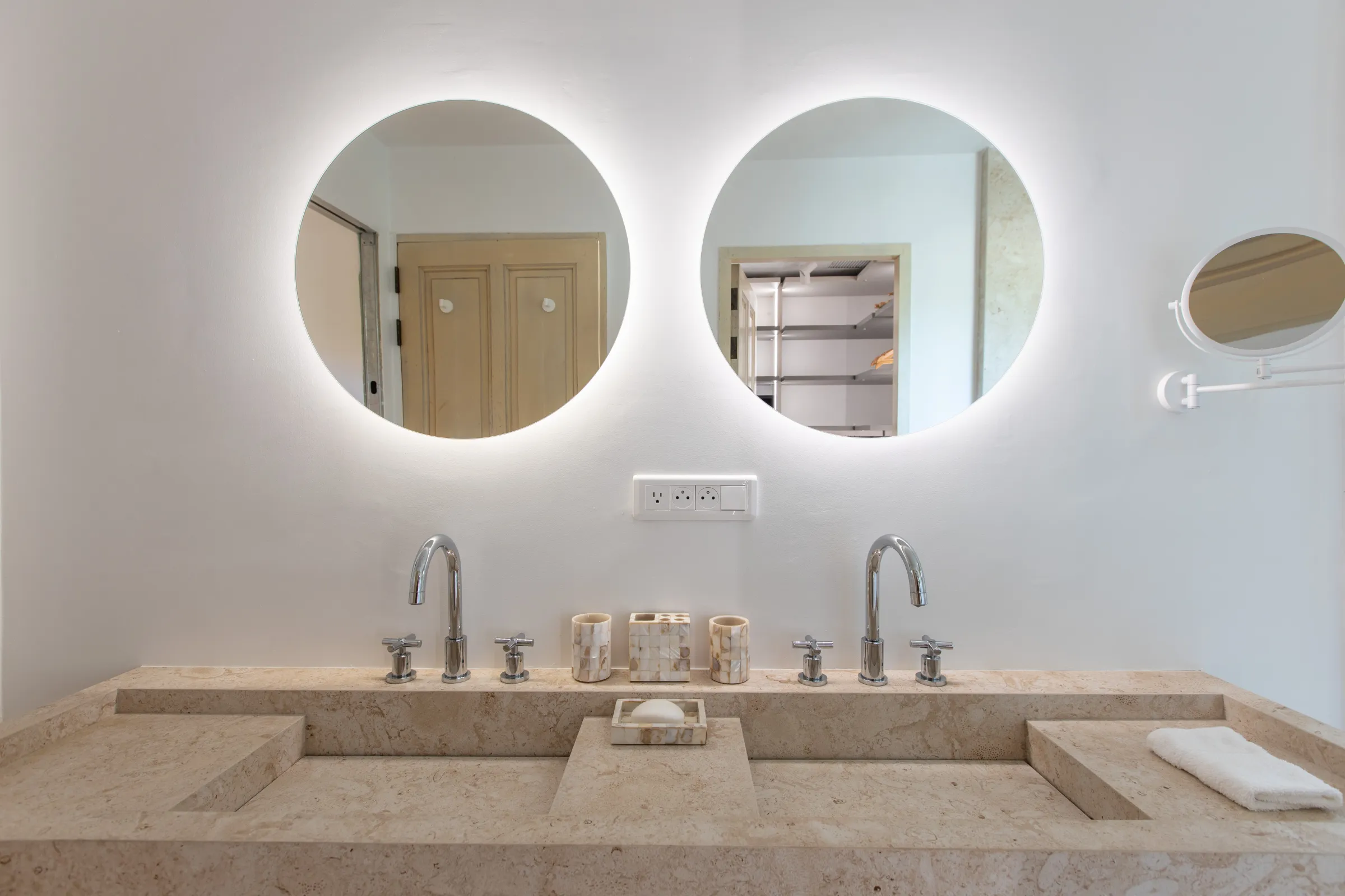 Villa Riviera - Gallery image 54 of luxury villa in Sint Maarten
