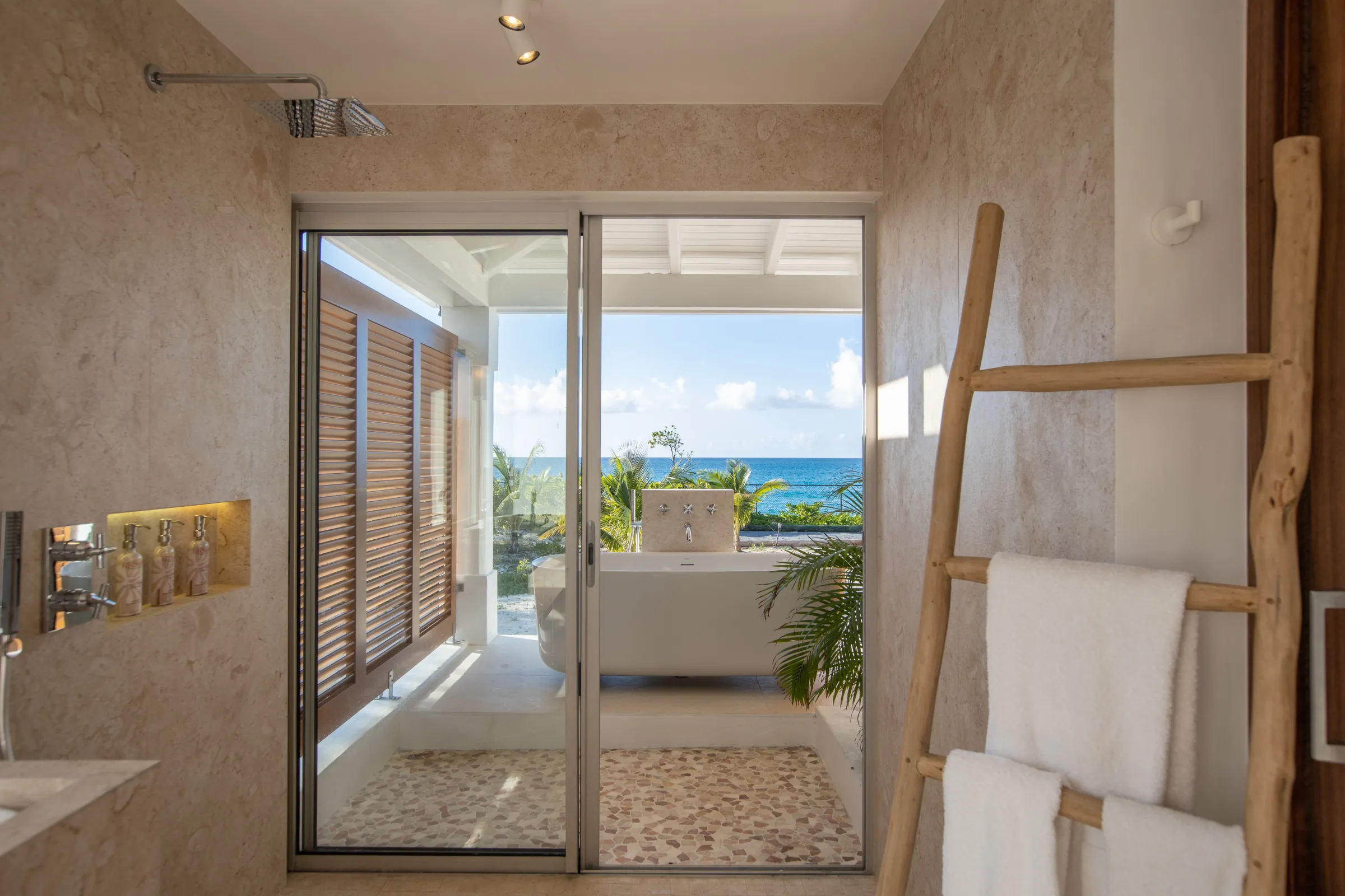 Villa Riviera - Gallery image 70 of luxury villa in Sint Maarten