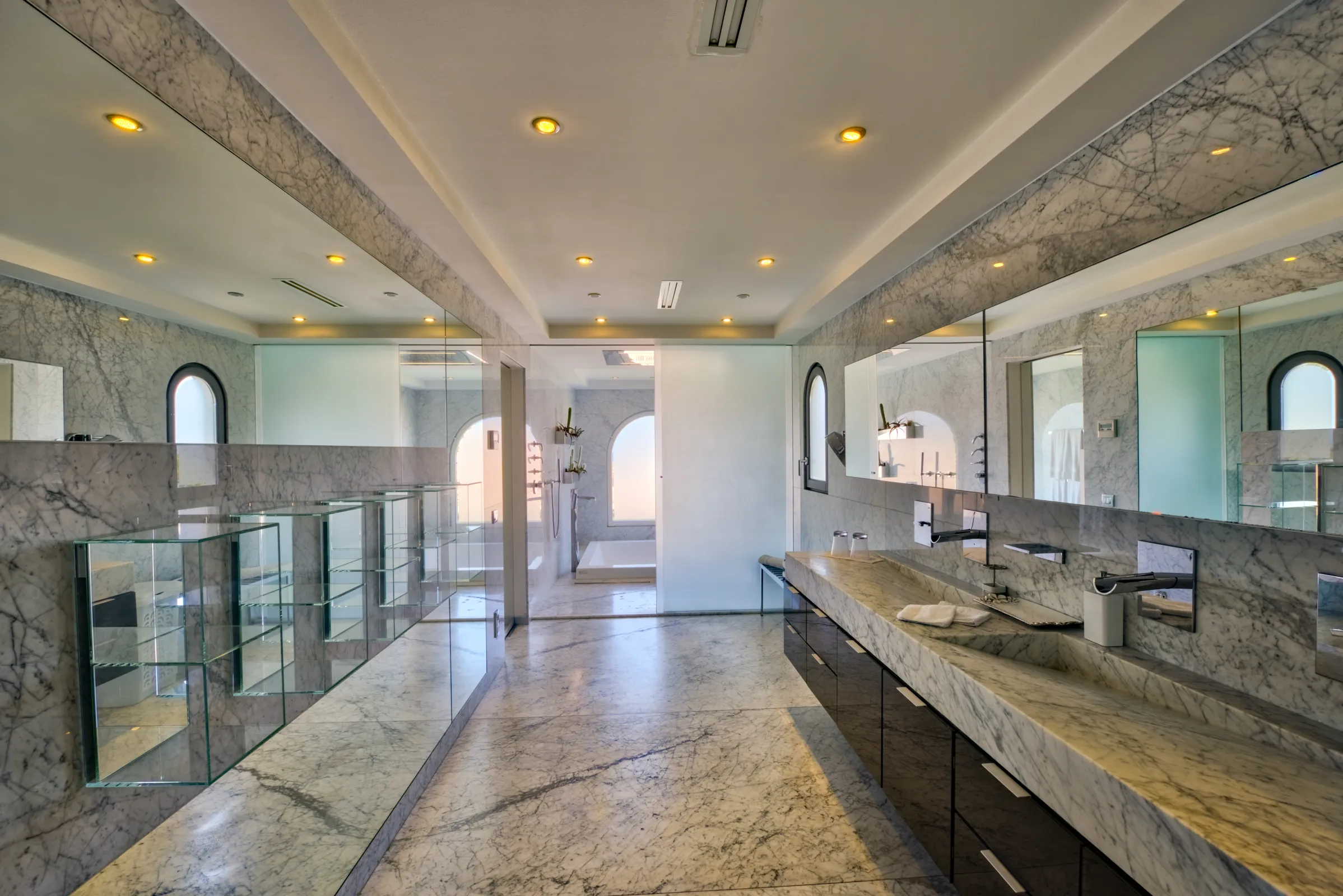 Villa Sandyline - Gallery image 4 of luxury villa in Sint Maarten