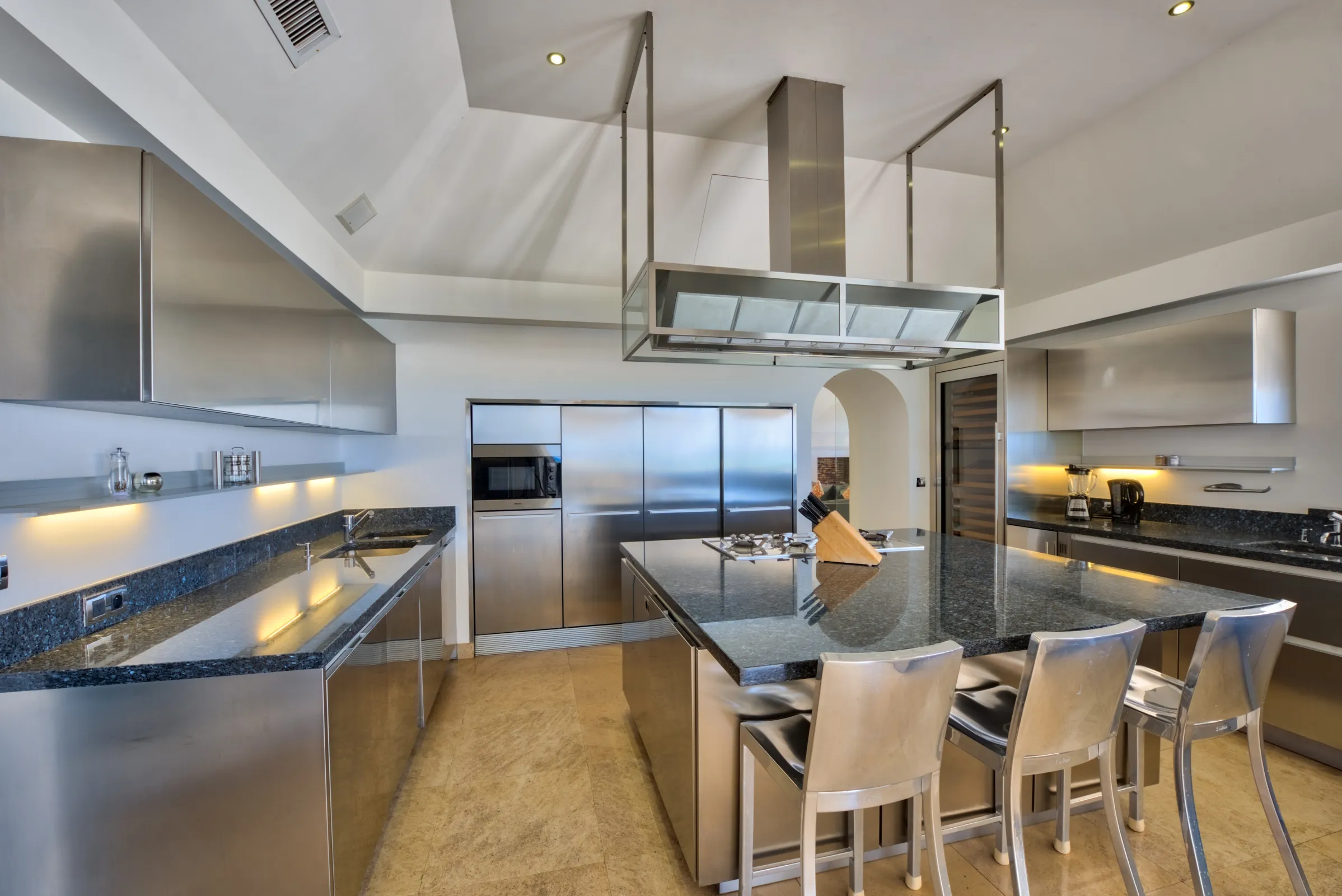 Villa Sandyline - Gallery image 8 of luxury villa in Sint Maarten