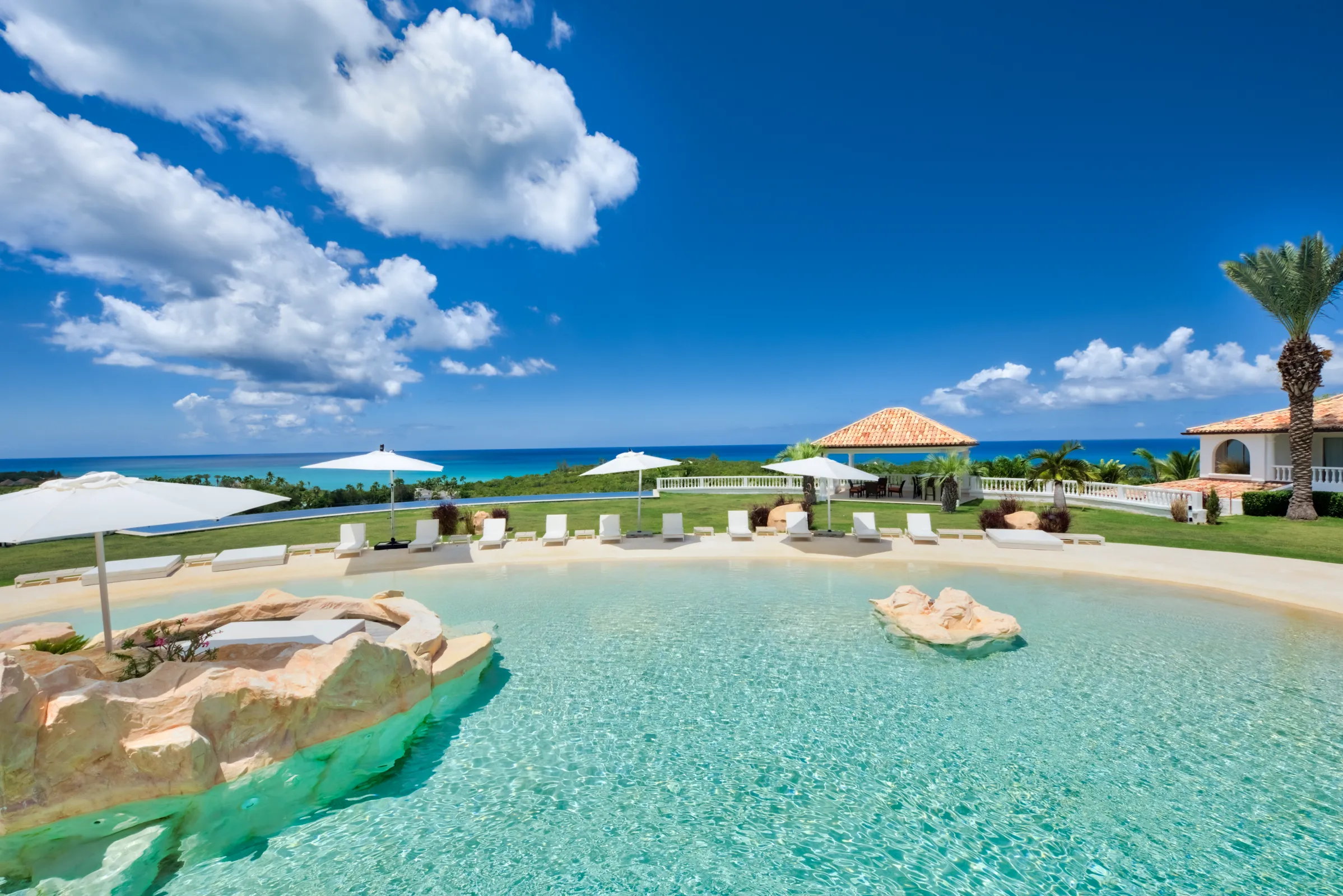 Villa Sandyline - Gallery image 22 of luxury villa in Sint Maarten