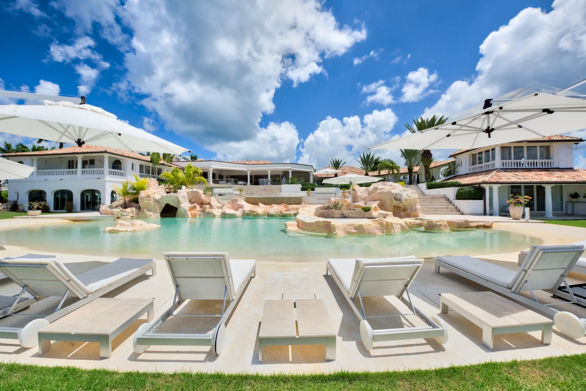Villa Sandyline - Gallery image 26 of luxury villa in Sint Maarten