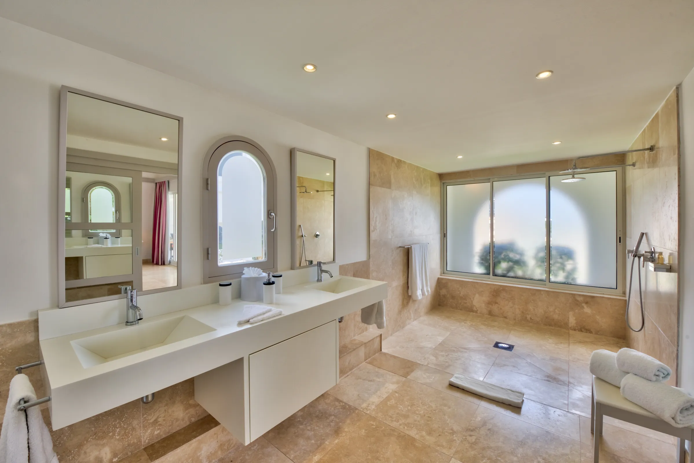 Villa Sandyline - Gallery image 36 of luxury villa in Sint Maarten
