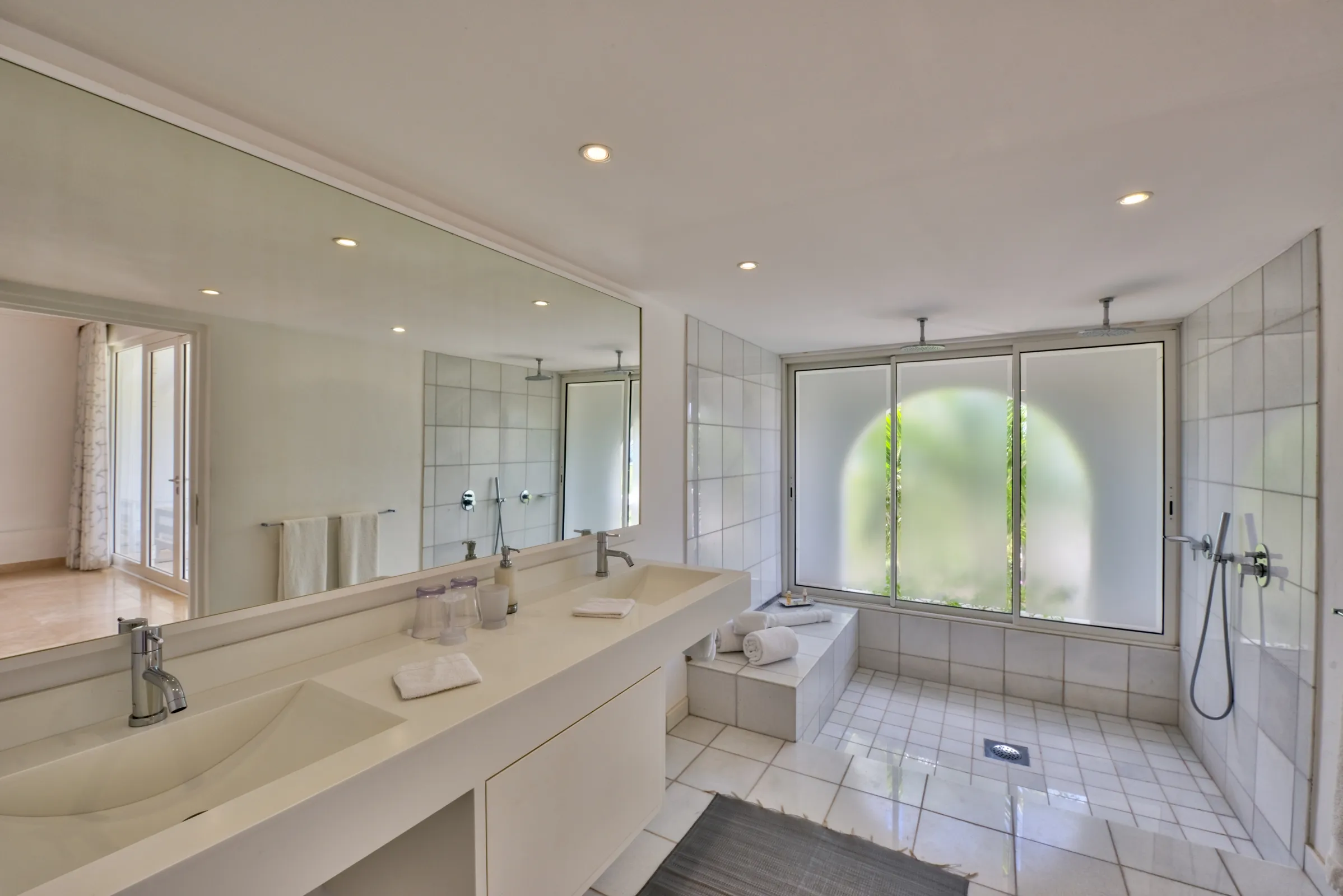 Villa Sandyline - Gallery image 50 of luxury villa in Sint Maarten