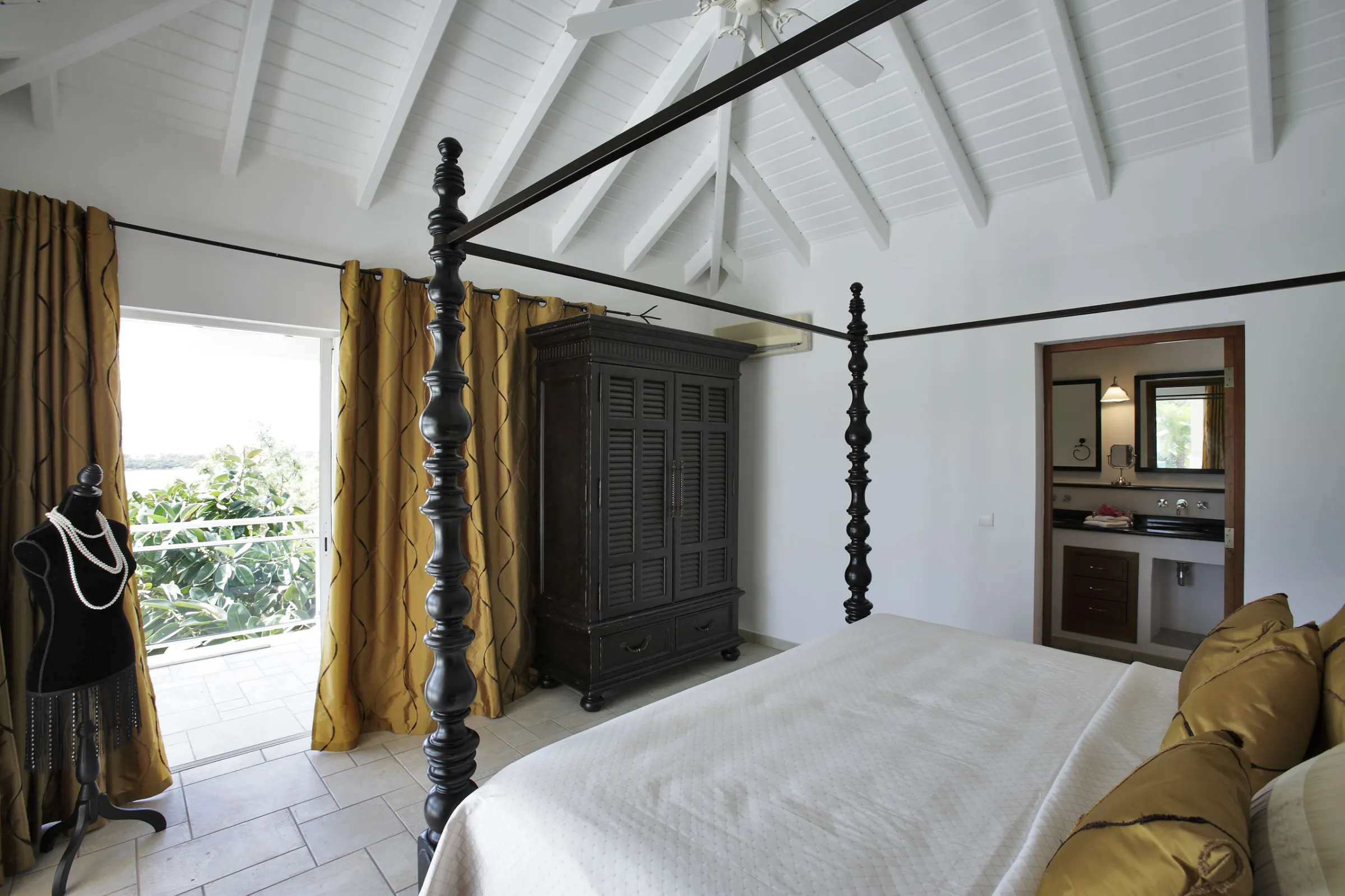 Villa Sea Vous Play - Gallery image 12 of luxury villa in Sint Maarten