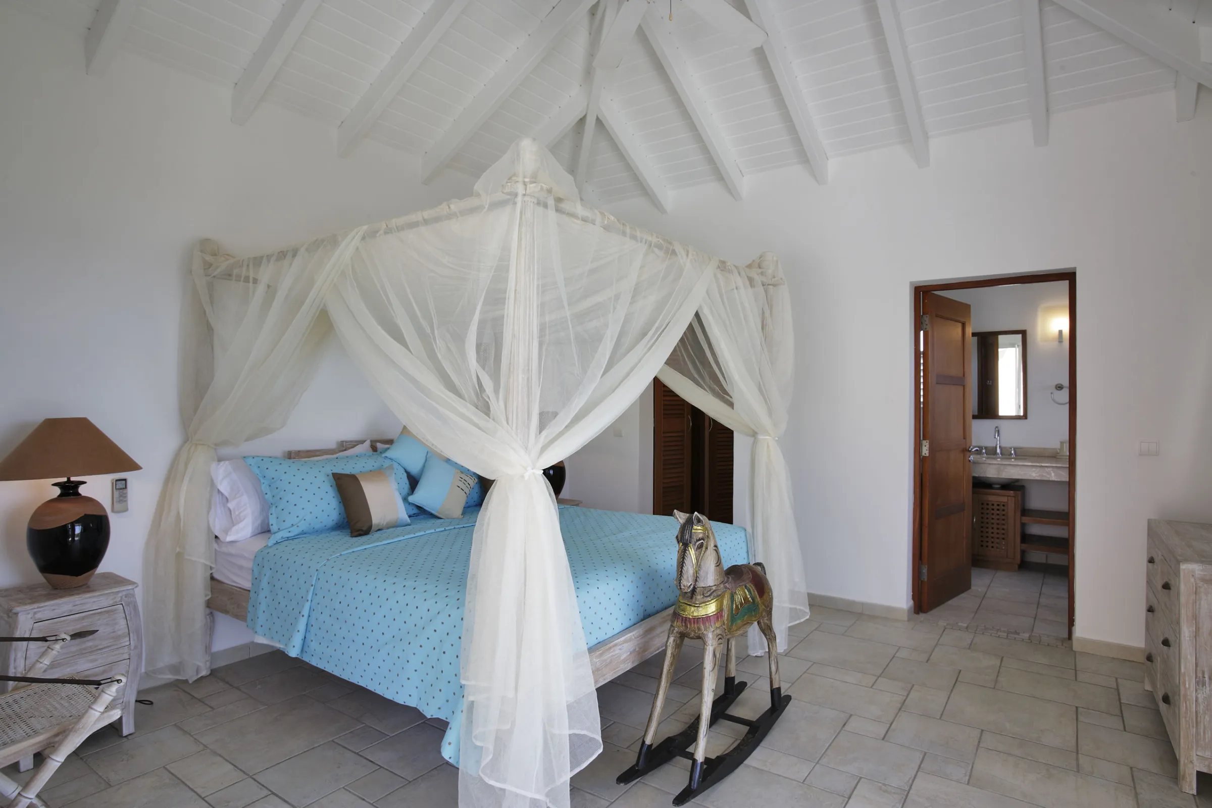 Villa Sea Vous Play - Gallery image 15 of luxury villa in Sint Maarten