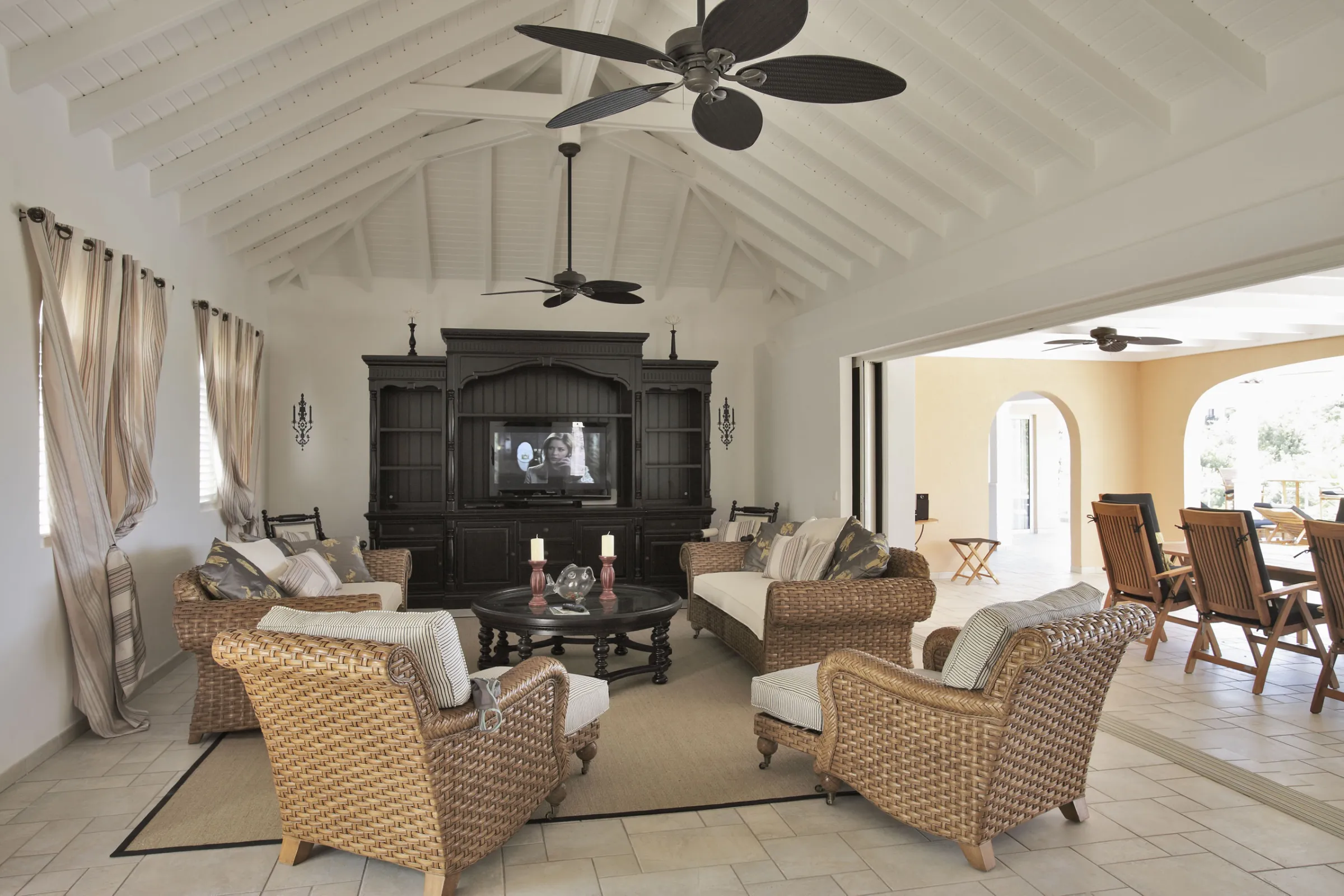Villa Sea Vous Play - Gallery image 17 of luxury villa in Sint Maarten