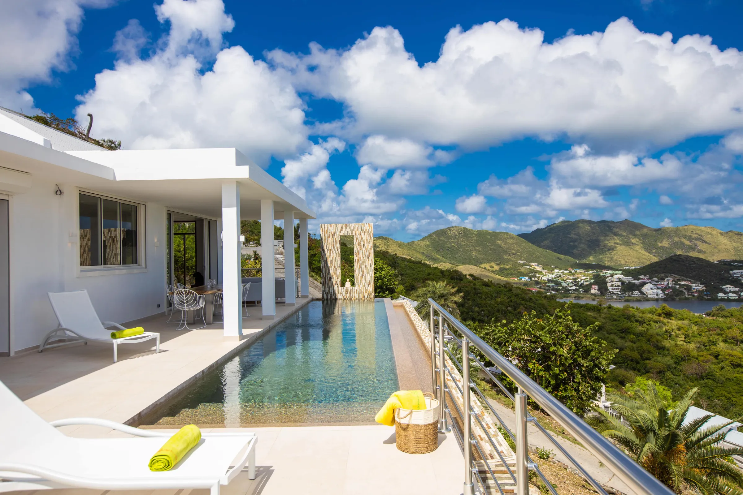 Villa Sunrise - Gallery image 2 of luxury villa in Sint Maarten