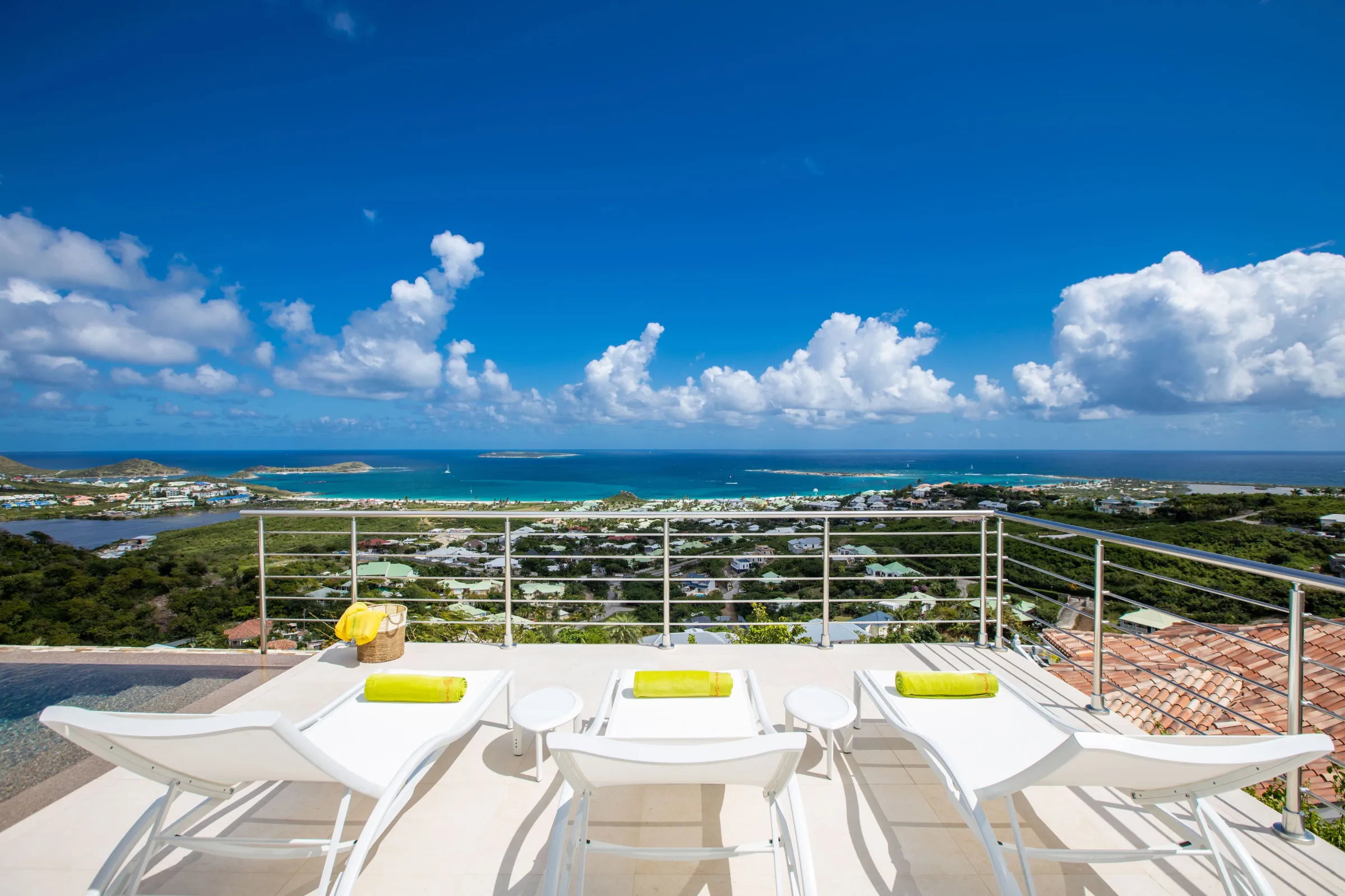 Villa Sunrise - Gallery image 3 of luxury villa in Sint Maarten