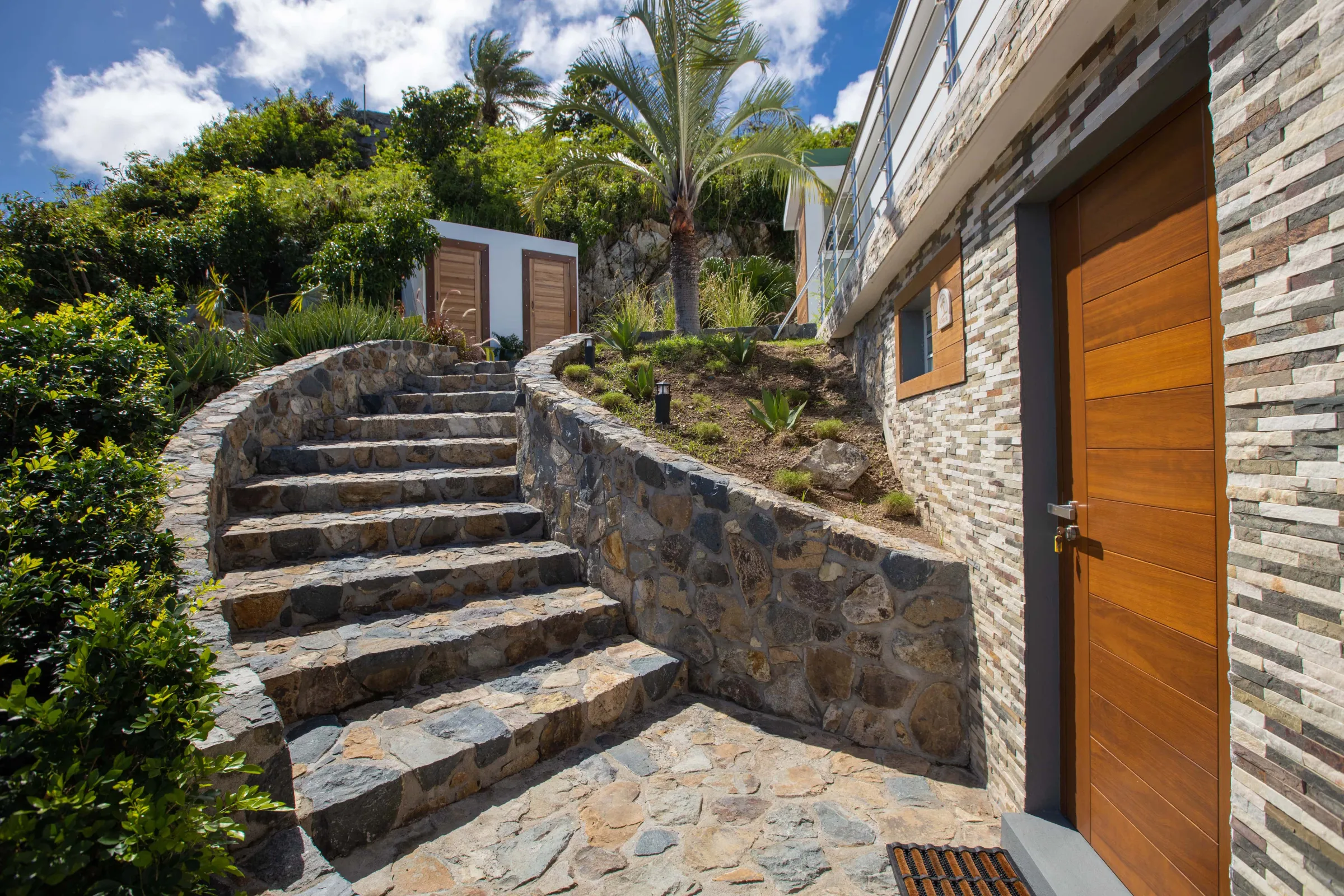 Villa Sunrise - Gallery image 31 of luxury villa in Sint Maarten