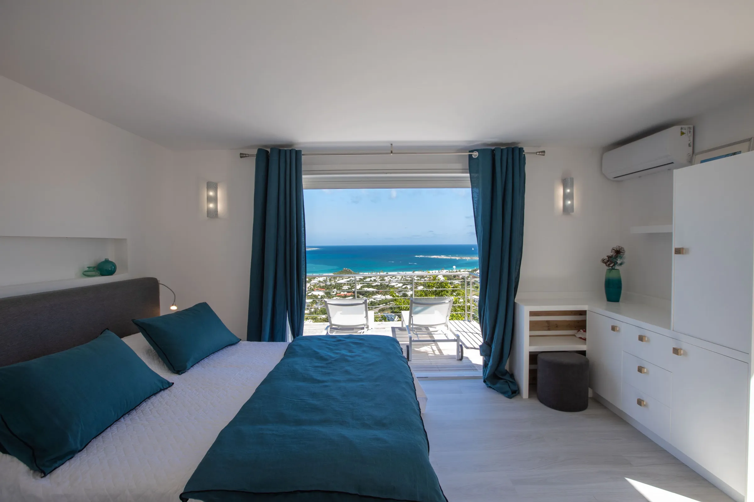 Villa Sunrise - Gallery image 38 of luxury villa in Sint Maarten