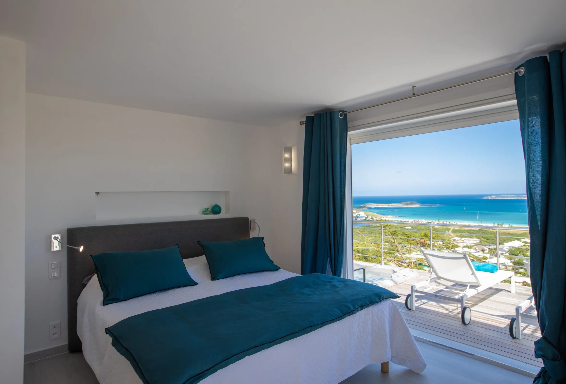 Villa Sunrise - Gallery image 39 of luxury villa in Sint Maarten