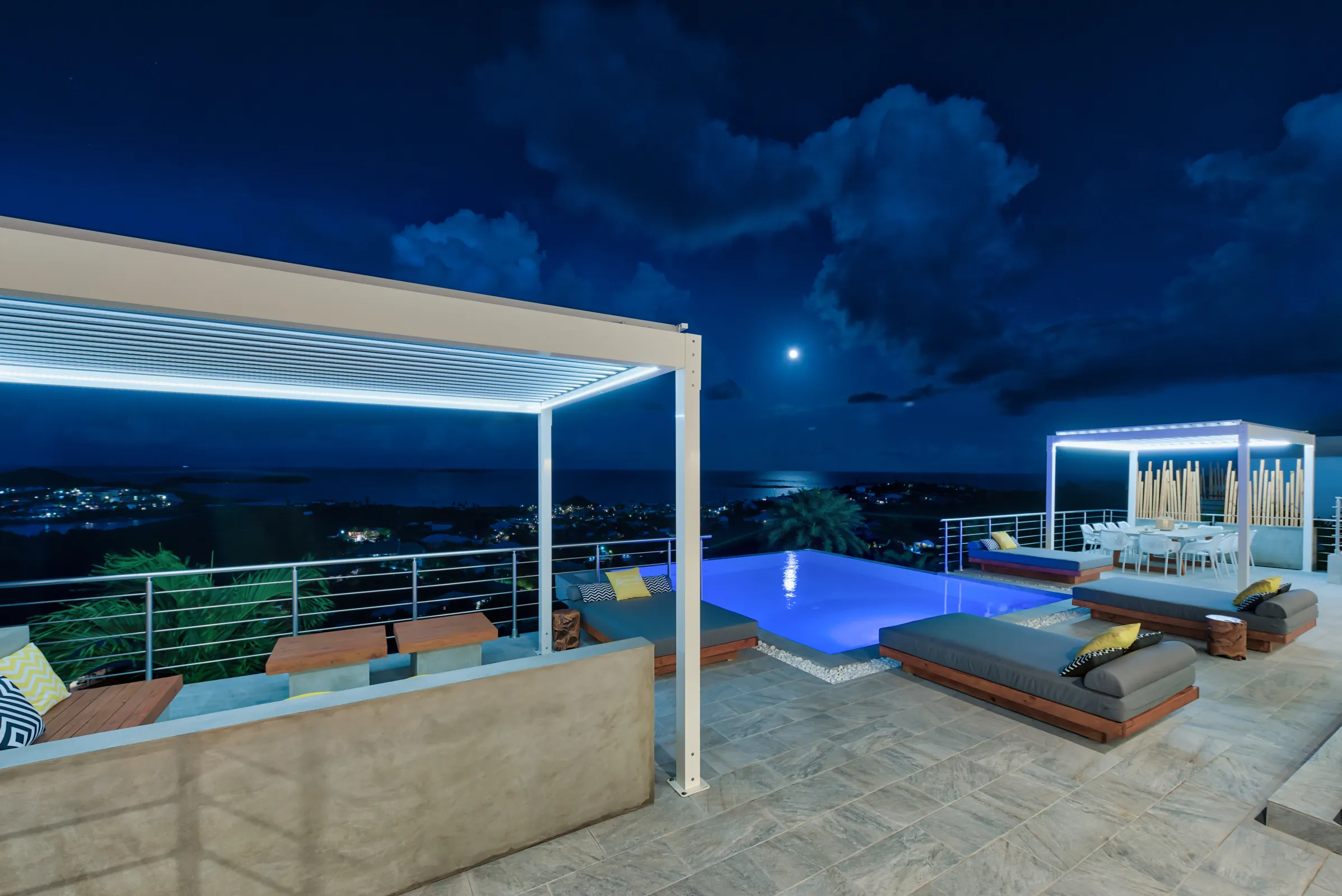 Villa Turquoze - Gallery image 31 of luxury villa in Sint Maarten