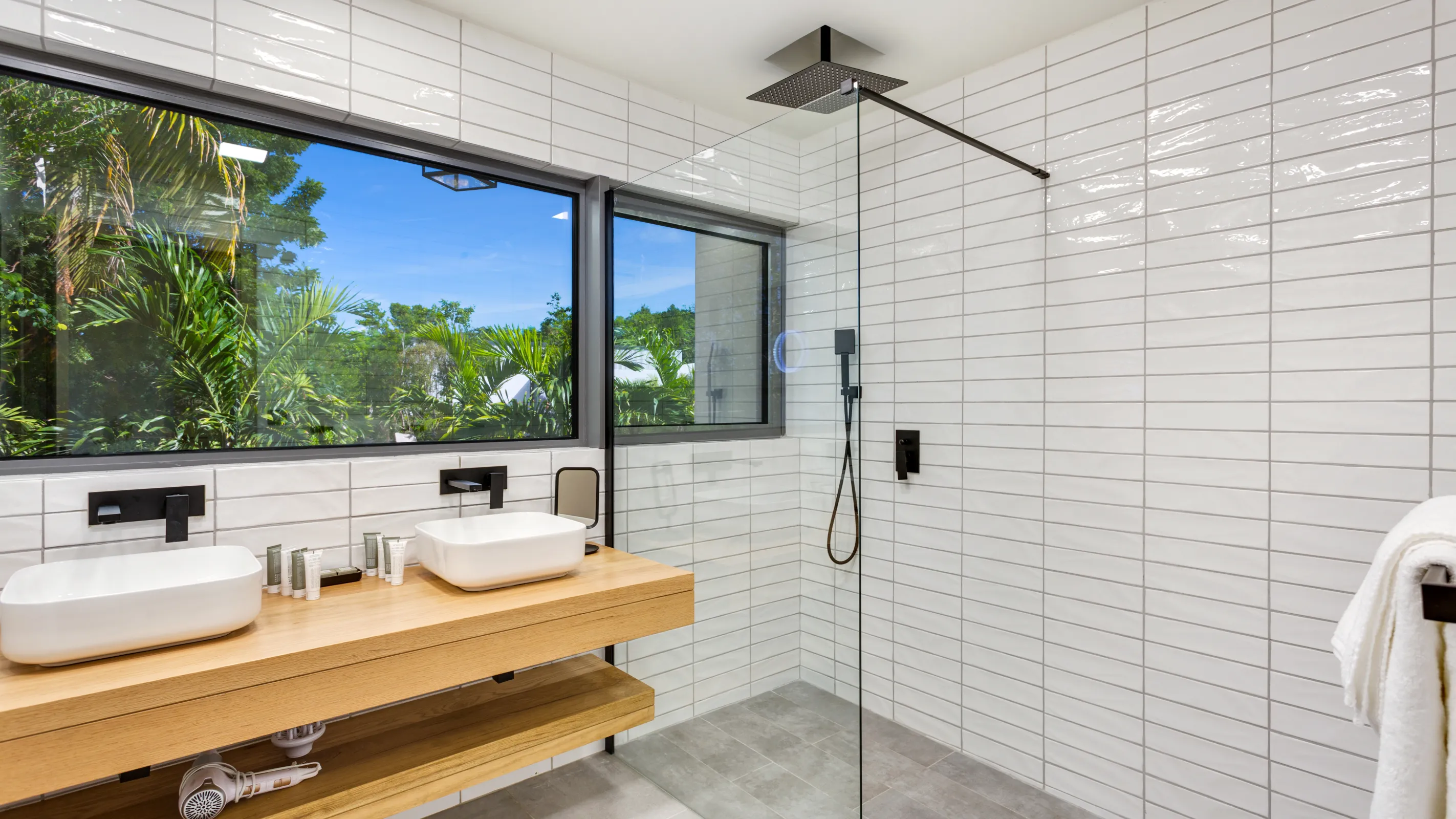 Villa Wellness - Gallery image 30 of luxury villa in Sint Maarten